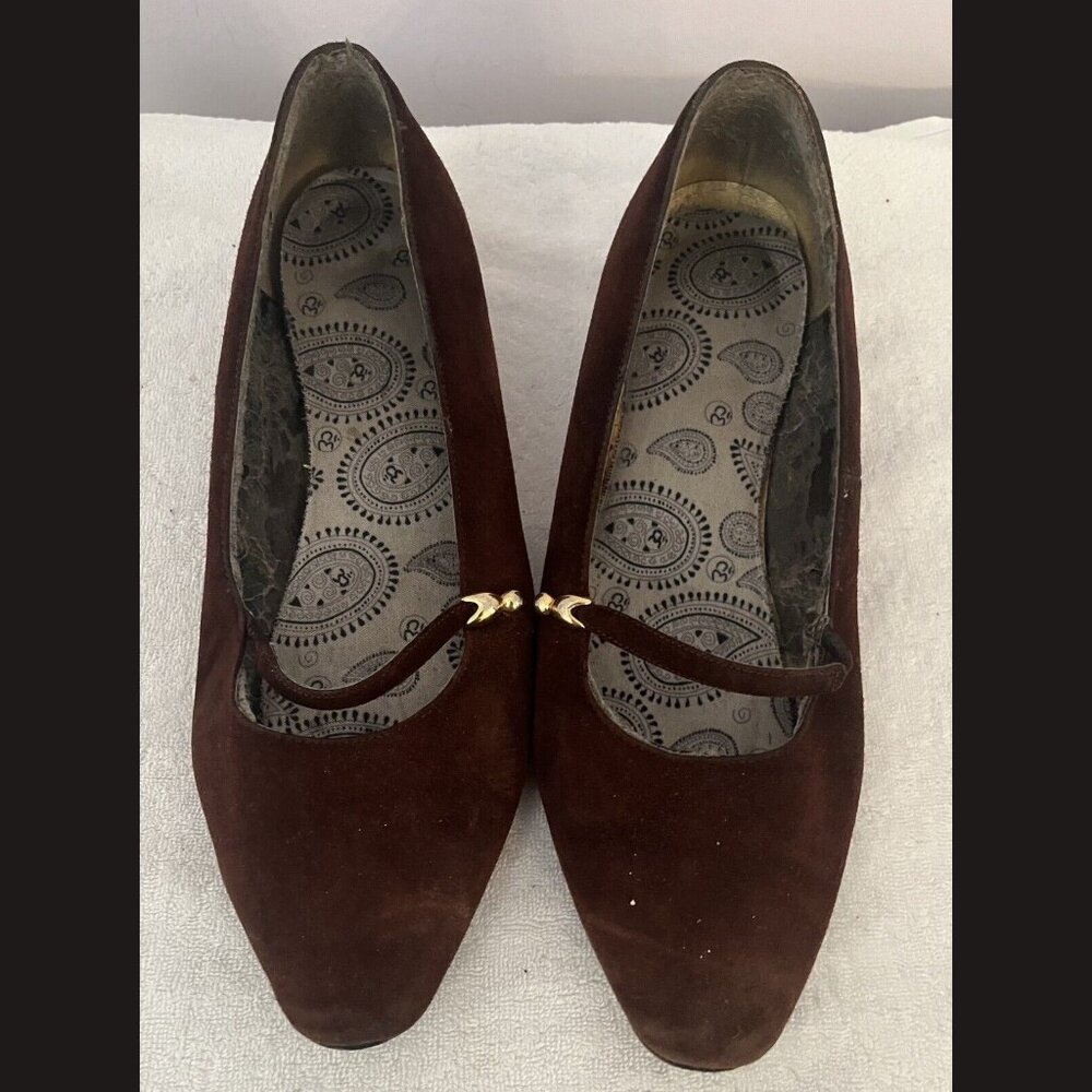 Man Made Kitten Heels SUEDE Brown Size 9